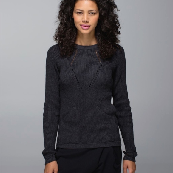LULULEMON ATHLETICA THE SWEATER THE BETTER